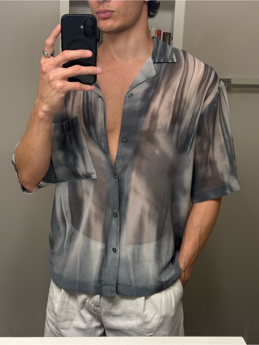 ZARA Abstract Short Sleeve Shirt Size Medium Like New